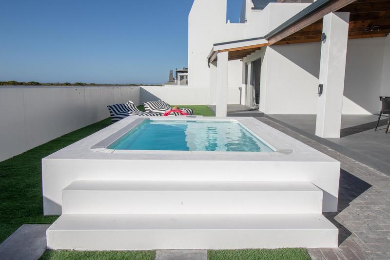 6 Bedroom Property for Sale in Dwarskersbos Western Cape